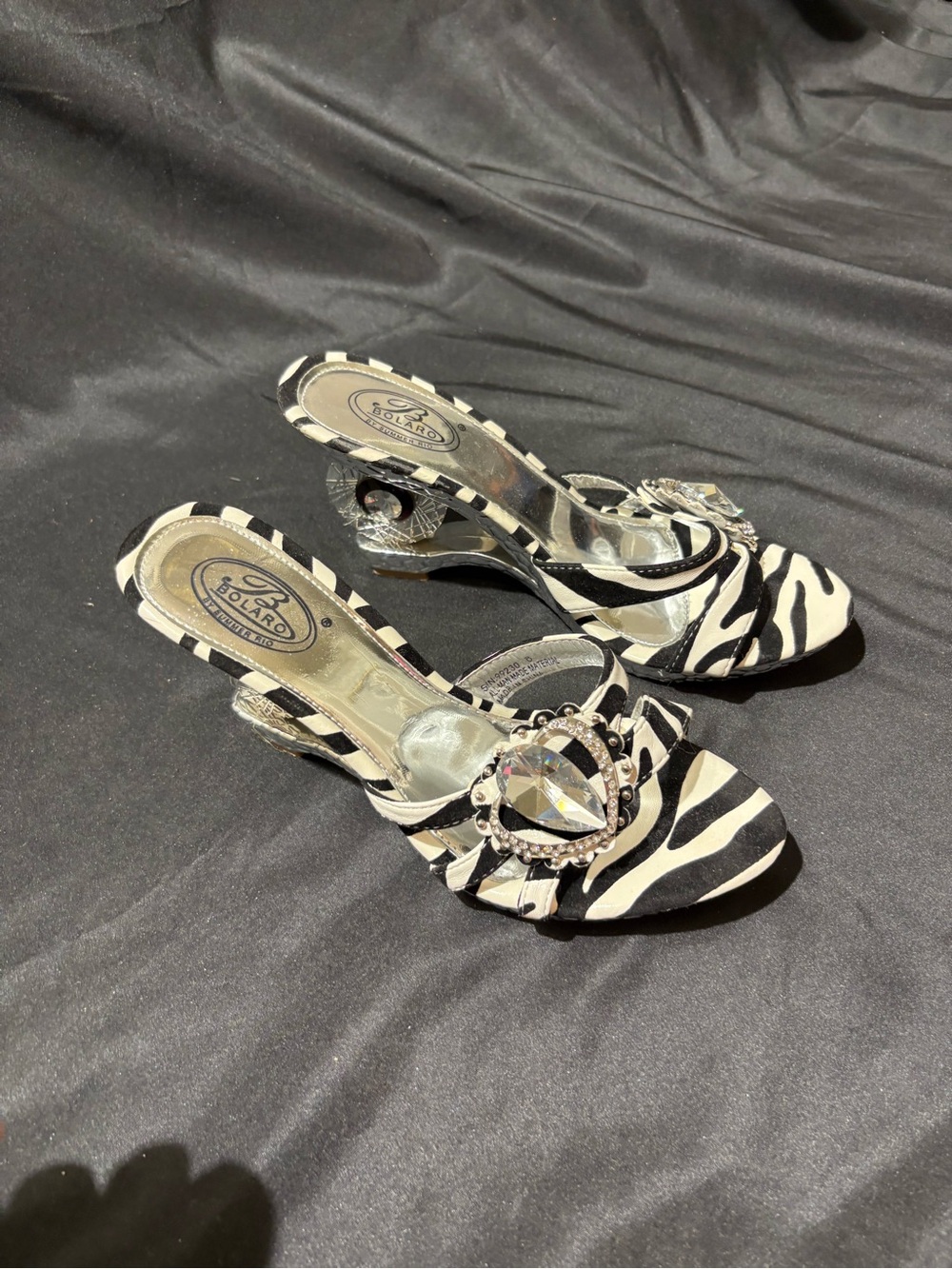 Summer Rio Zebra-Print Crystal Heart Mules - Black & White - Picture 4 of 8